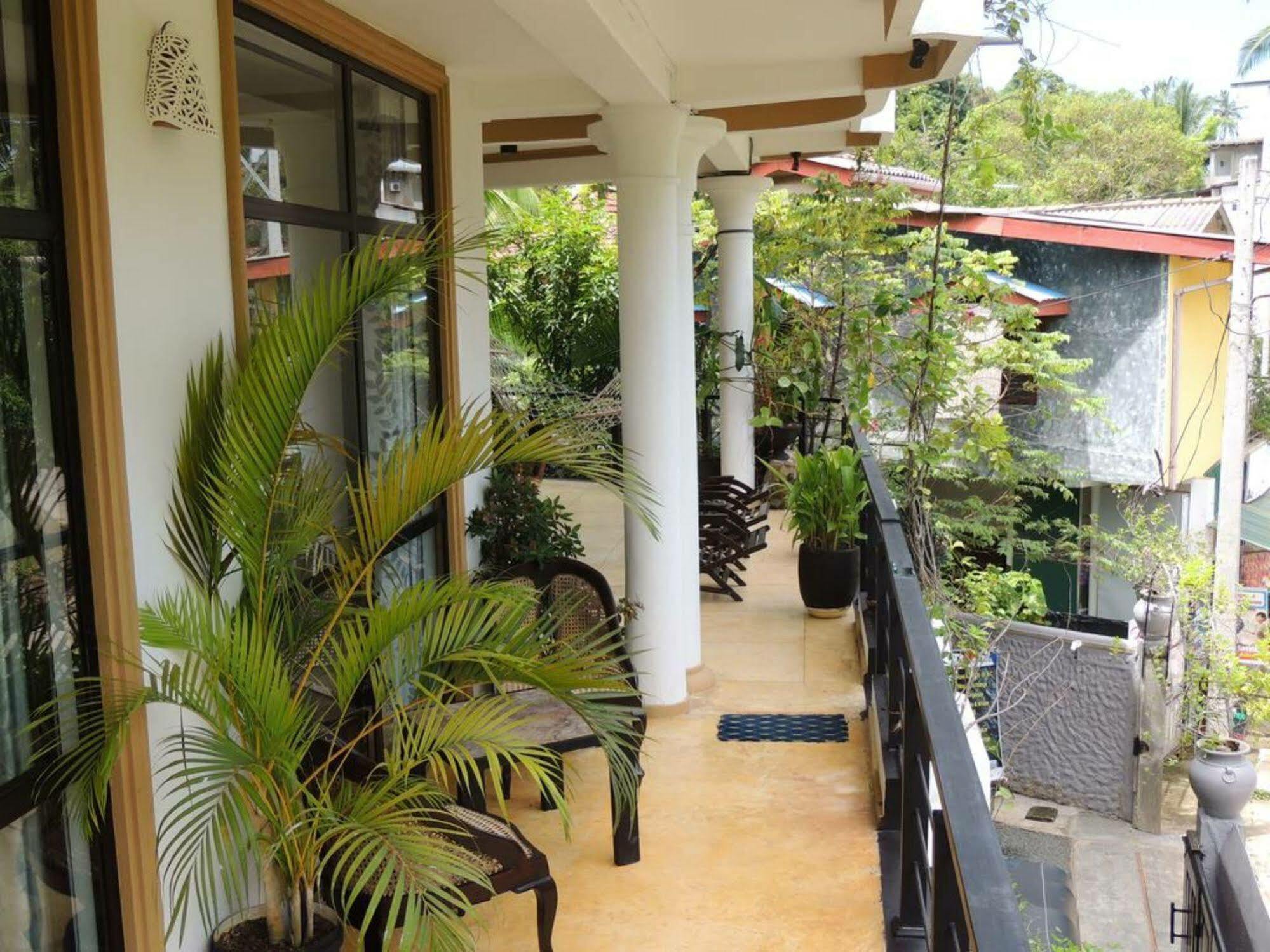 Oyo 297 Manidi Villa Unawatuna Exterior foto